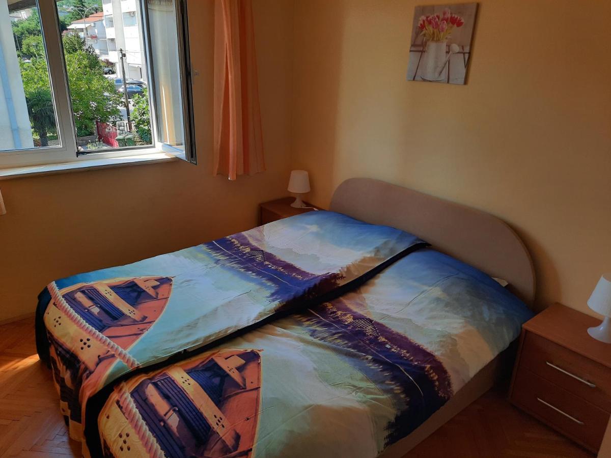 Sea View Nona Apartment Криквеница Екстериор снимка