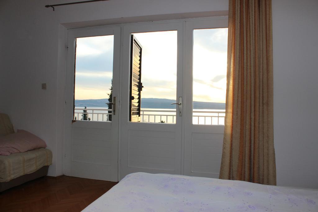 Sea View Nona Apartment Криквеница Екстериор снимка